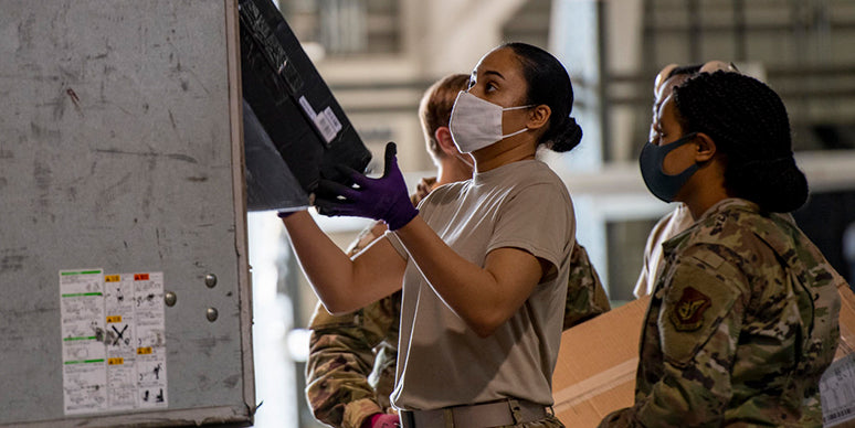 What is happening in the Disposable Glove Market