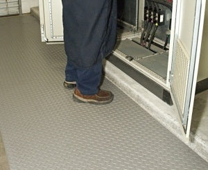 M+A Matting 784 Military Switchboard Diamond Non-Conductive Matting