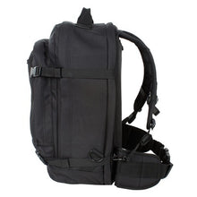 Load image into Gallery viewer, Sandpiper of California 5016 Bugout Bag
